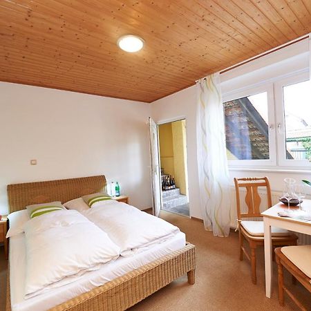 Gaestehaus Achenbach Wonsheim Екстер'єр фото