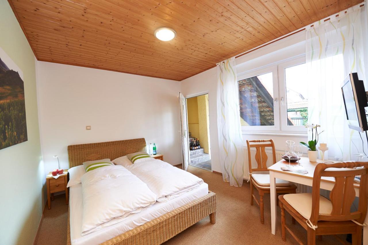 Gaestehaus Achenbach Wonsheim Екстер'єр фото